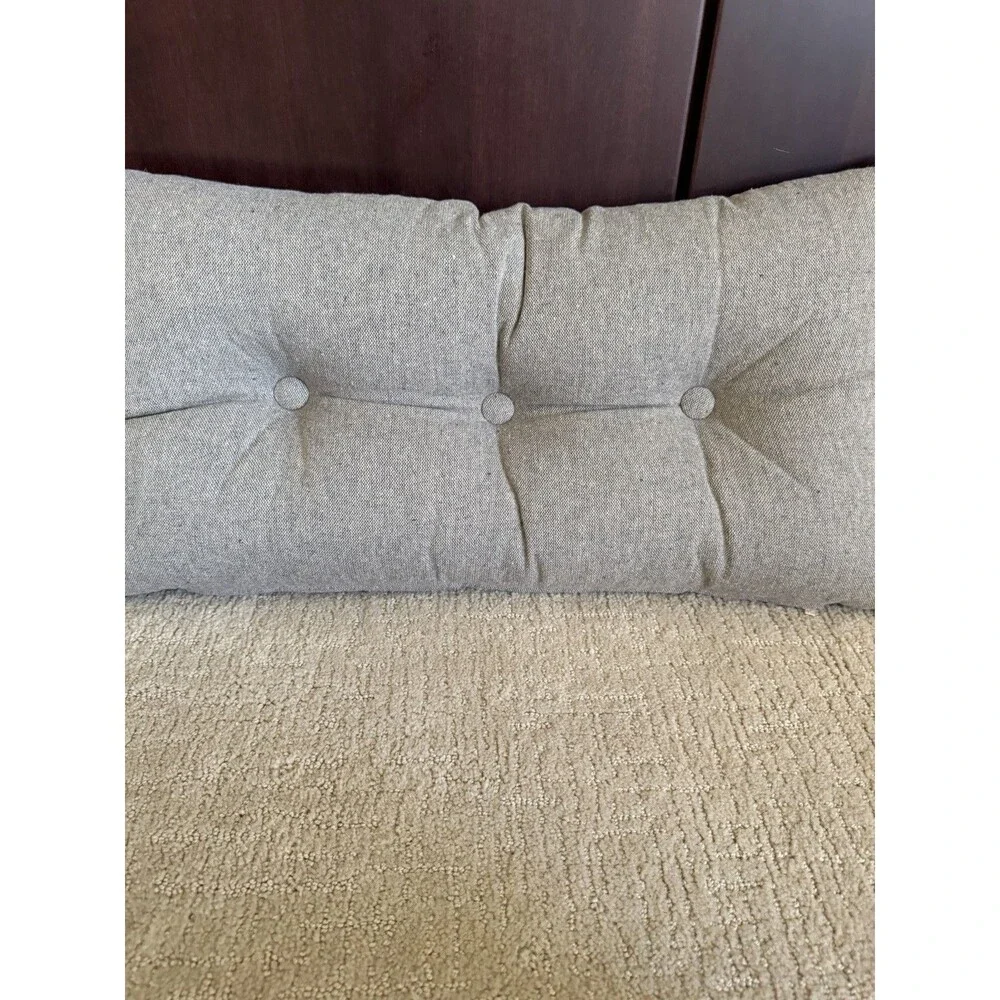 Eastern Accents button tufted